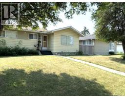 1436 Robson Crescent SE - photo 1