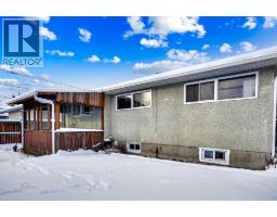 1436 Robson Crescent SE - photo 12