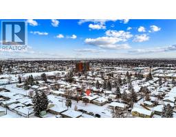 1436 Robson Crescent SE - photo 15