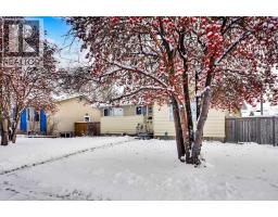 1436 Robson Crescent SE - photo 19