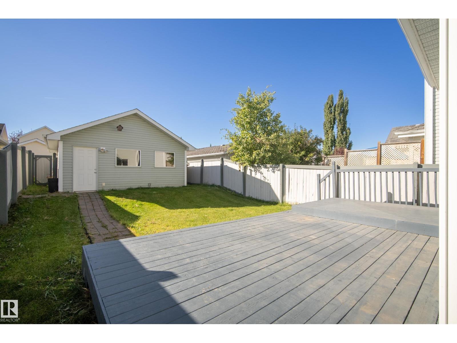 7903 12 Av SW SW photo 3 — MLS® E4509610