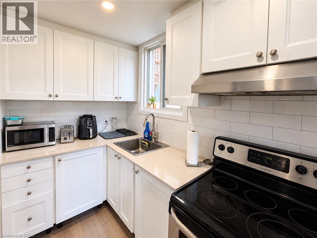 226 HEIMAN Street Unit# 1, Kitchener — photo 10