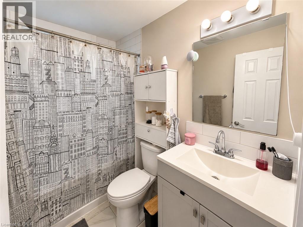 226 HEIMAN Street Unit# 1, Kitchener — photo 11