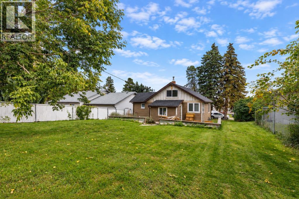 2122 22 Avenue, Delburne