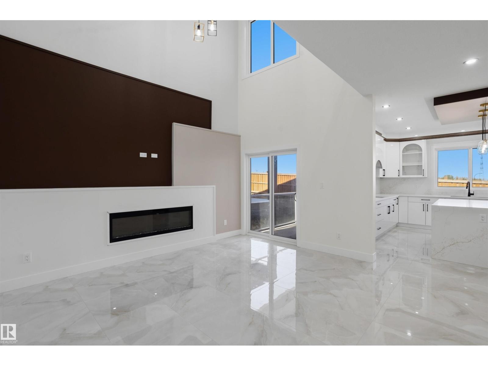 2310 6A AV SW - 10