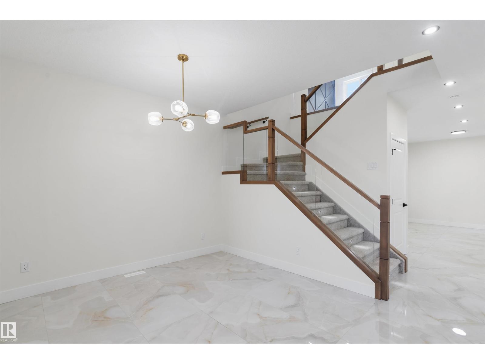 2310 6A AV SW - 22