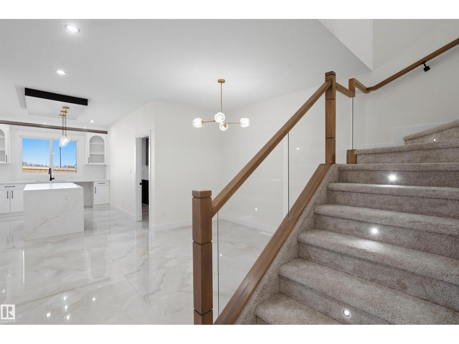 2310 6A AV SW - 25