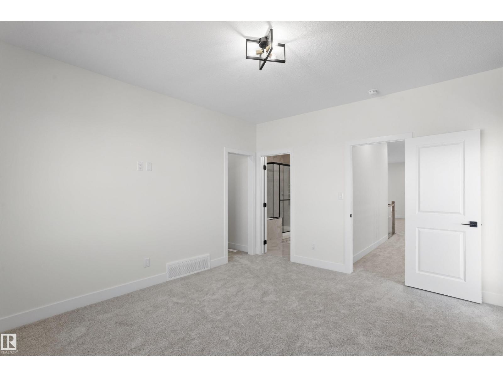2310 6A AV SW - 33