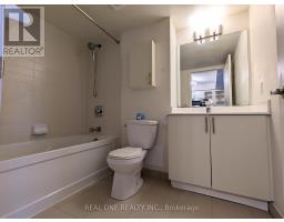 621 - 75 Norman Bethune Avenue, Richmond Hill, ON L4B0B6 Photo 6