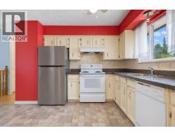 3204 Mariner Way, Coquitlam, BC V3C4K7 Photo 13