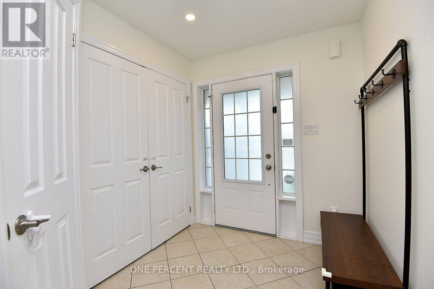 89 BLUE SKY TRAIL, Hamilton (Waterdown) — photo 5