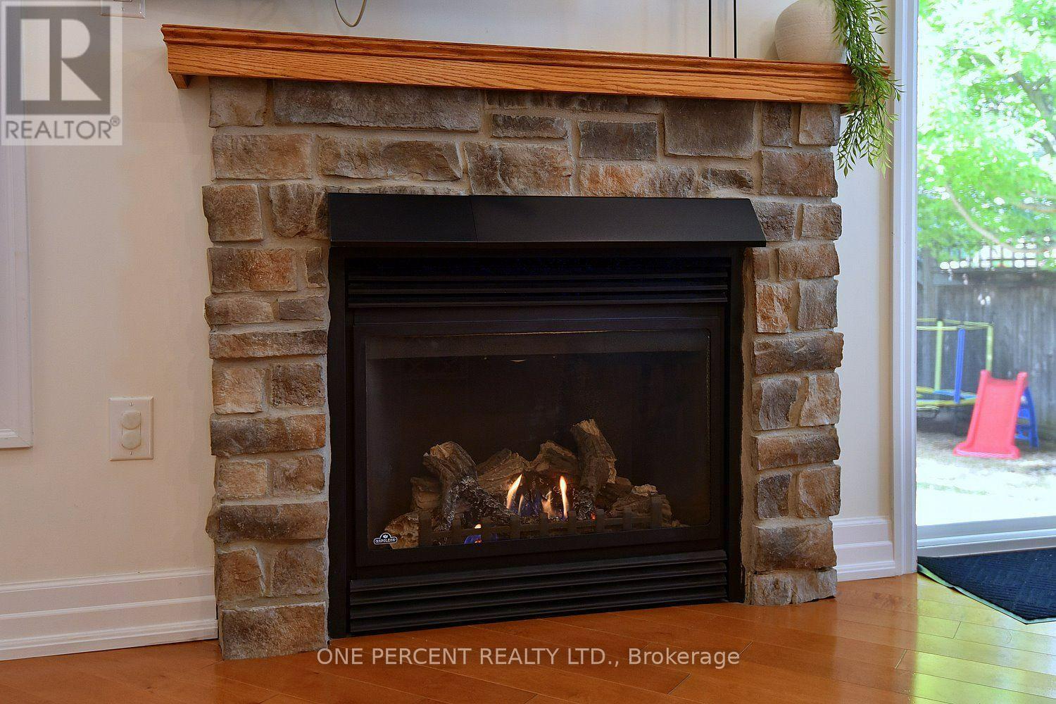 89 BLUE SKY TRAIL, Hamilton (Waterdown) — photo 8