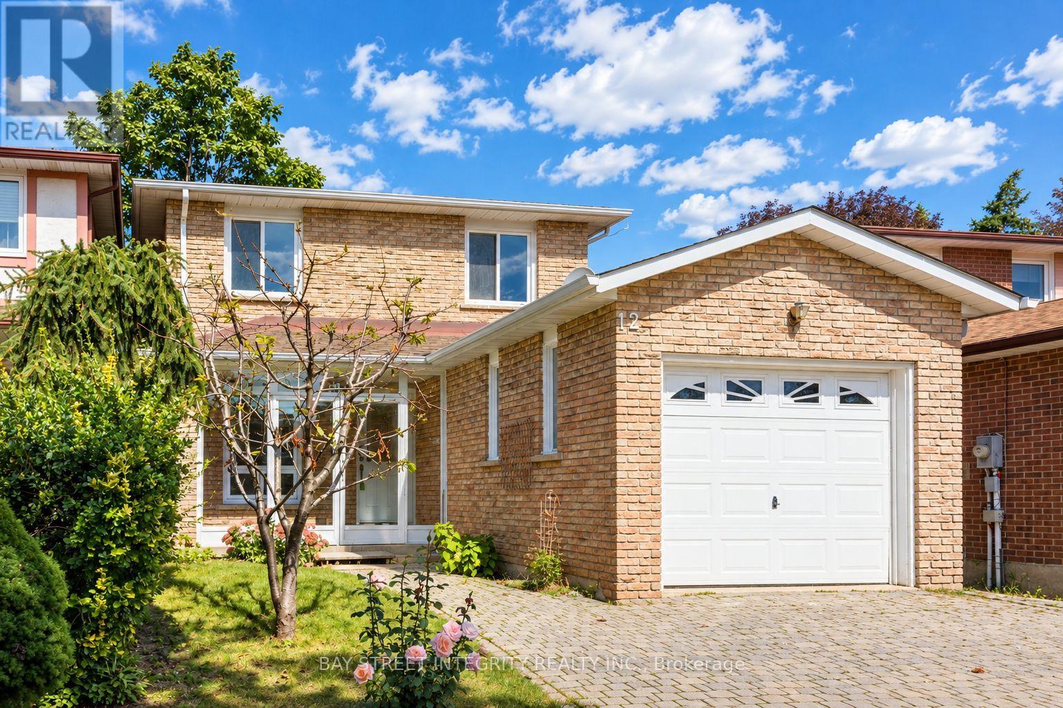 12 CHARNWOOD PLACE - 2