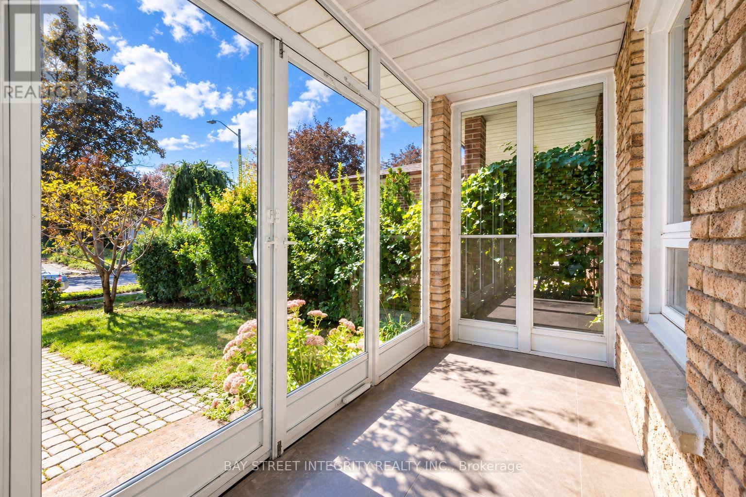 12 CHARNWOOD PLACE - 3