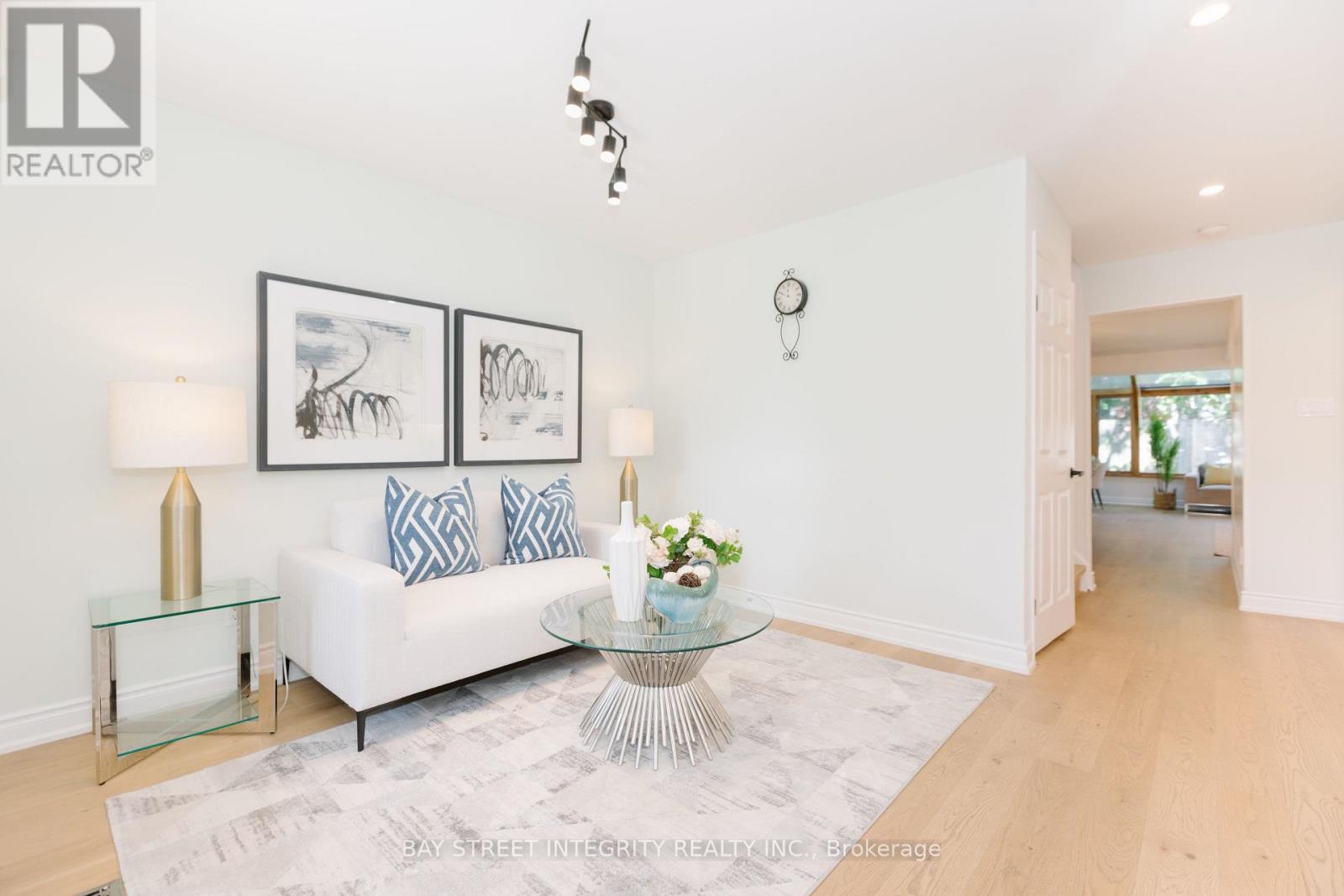 12 CHARNWOOD PLACE - 6