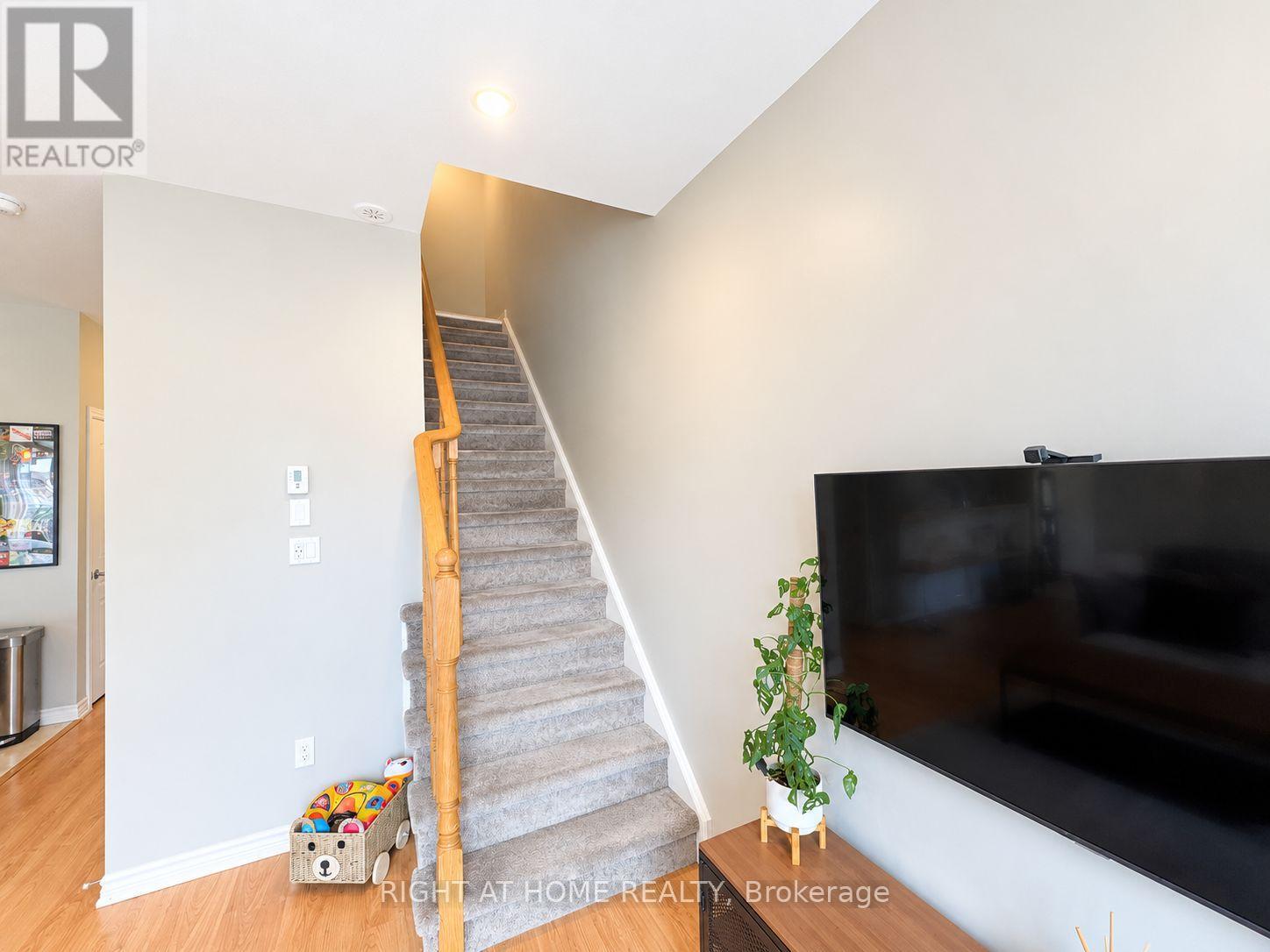 40-03 - 2420 BARONWOOD DRIVE, Oakville (WM Westmount) — photo 9