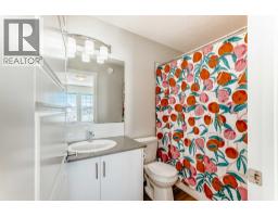 272 Cranbrook Square Se, Calgary, AB T3M3K8 Photo 30