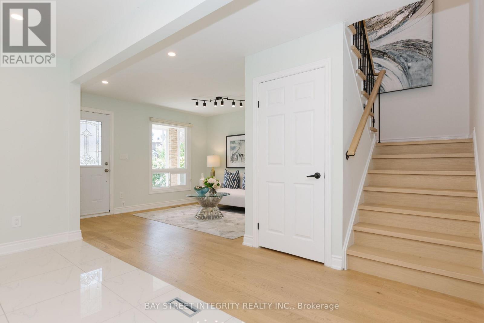 12 CHARNWOOD PLACE - 26