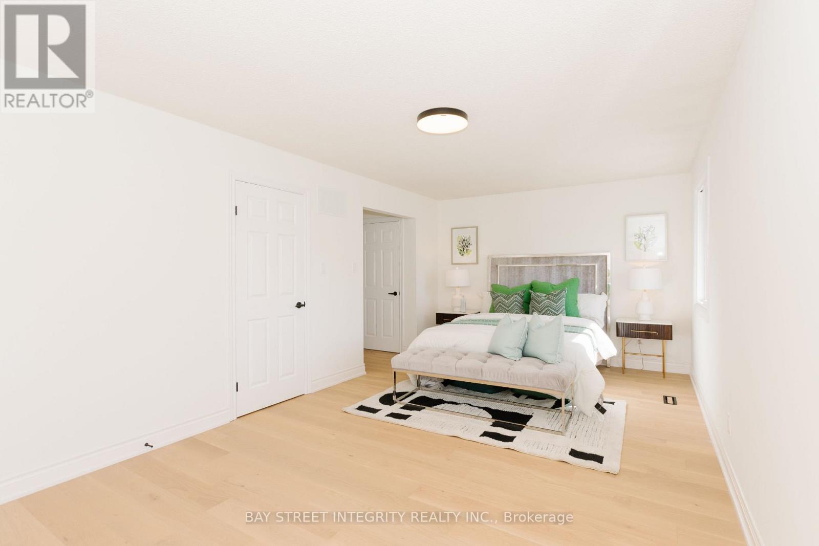 12 CHARNWOOD PLACE - 28