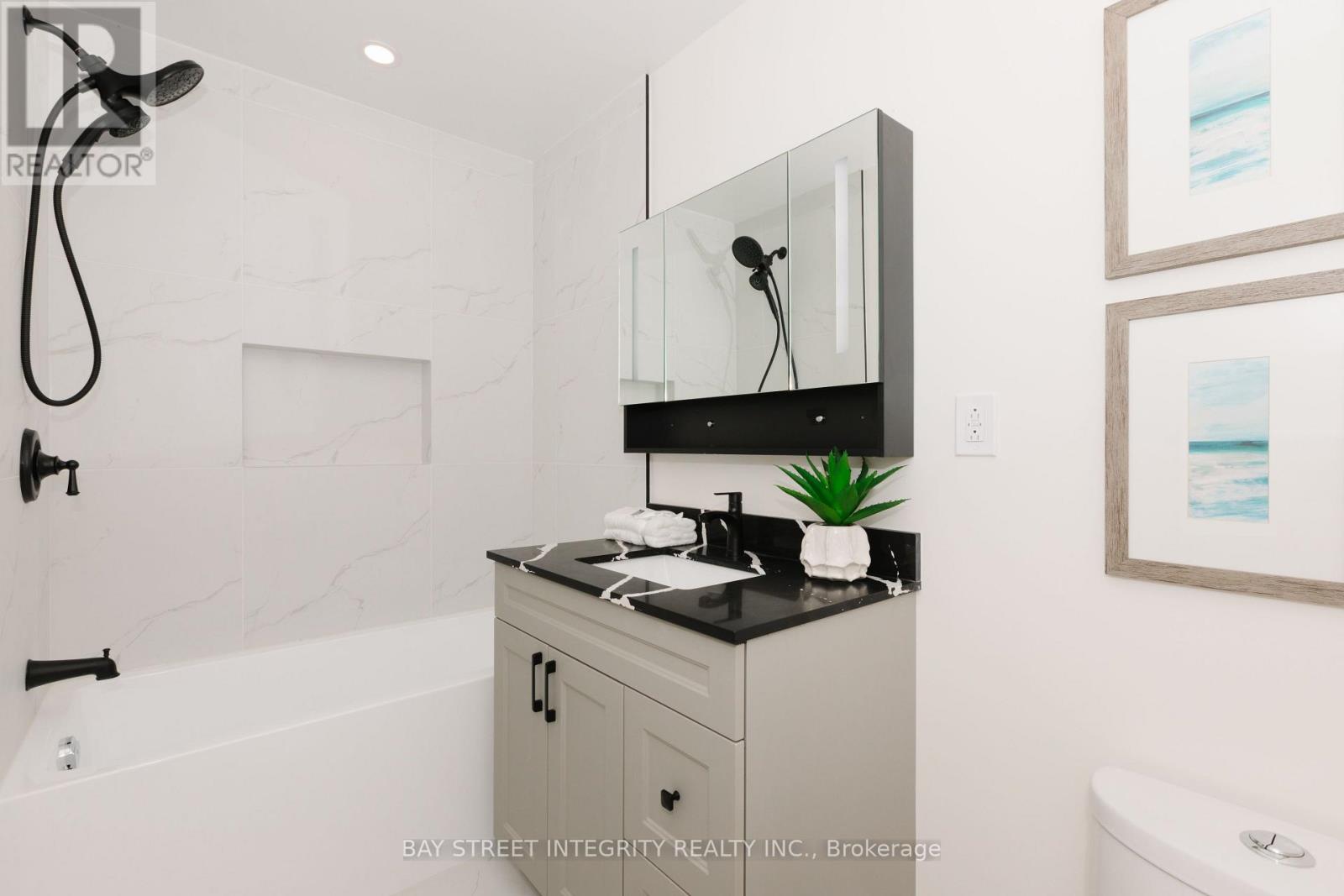 12 CHARNWOOD PLACE - 31