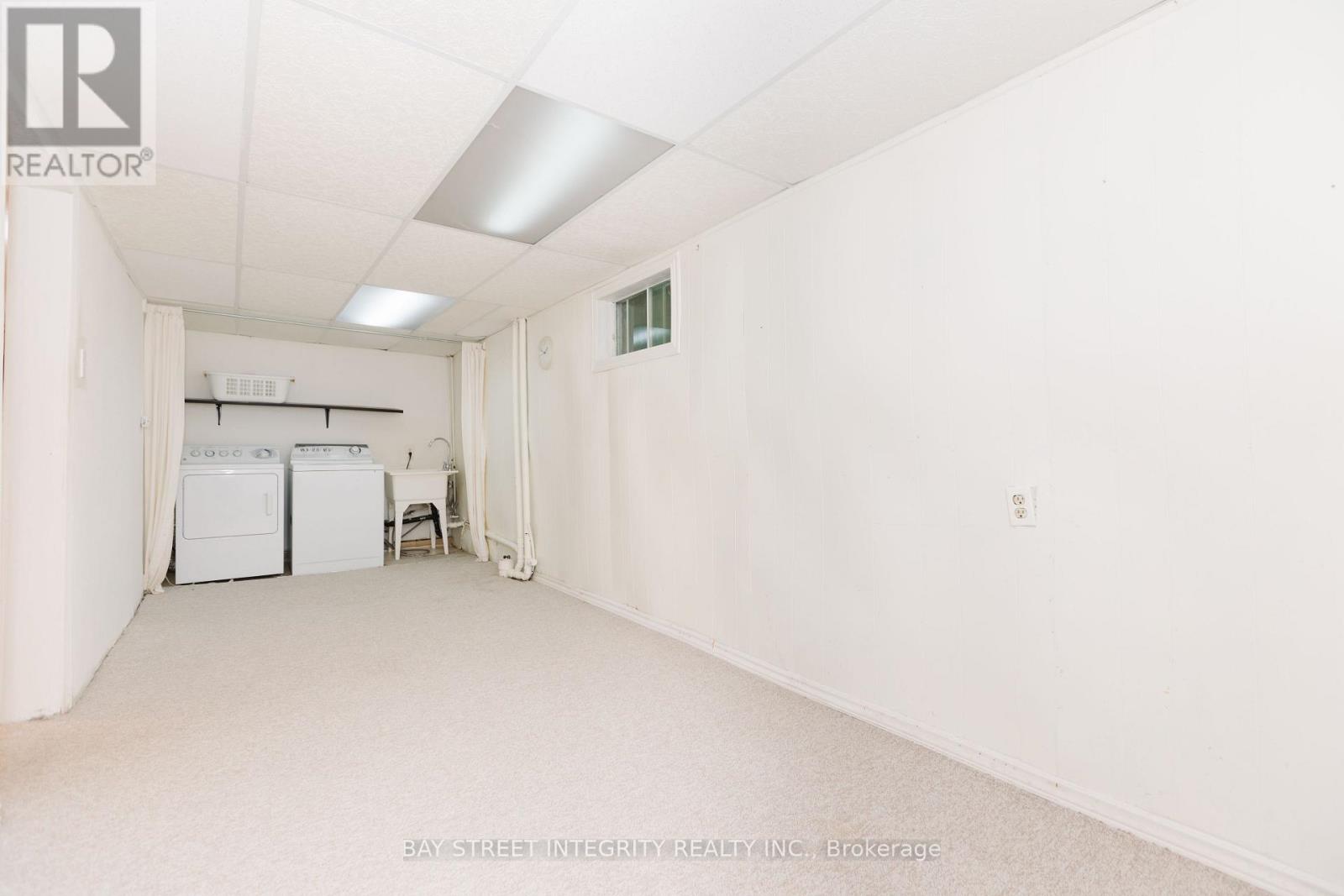 12 CHARNWOOD PLACE - 42