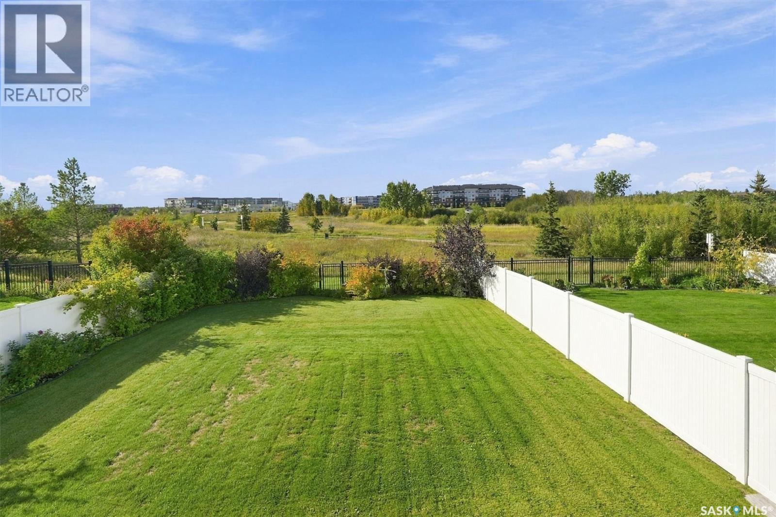 323 Hastings LANE, Saskatoon — photo 23