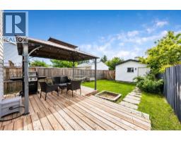15 Woodmont Green Sw, Calgary, AB T2W4Z3 Photo 37