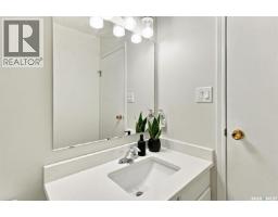 139 Neusch Crescent, Saskatoon, SK S7K7V4 Photo 24