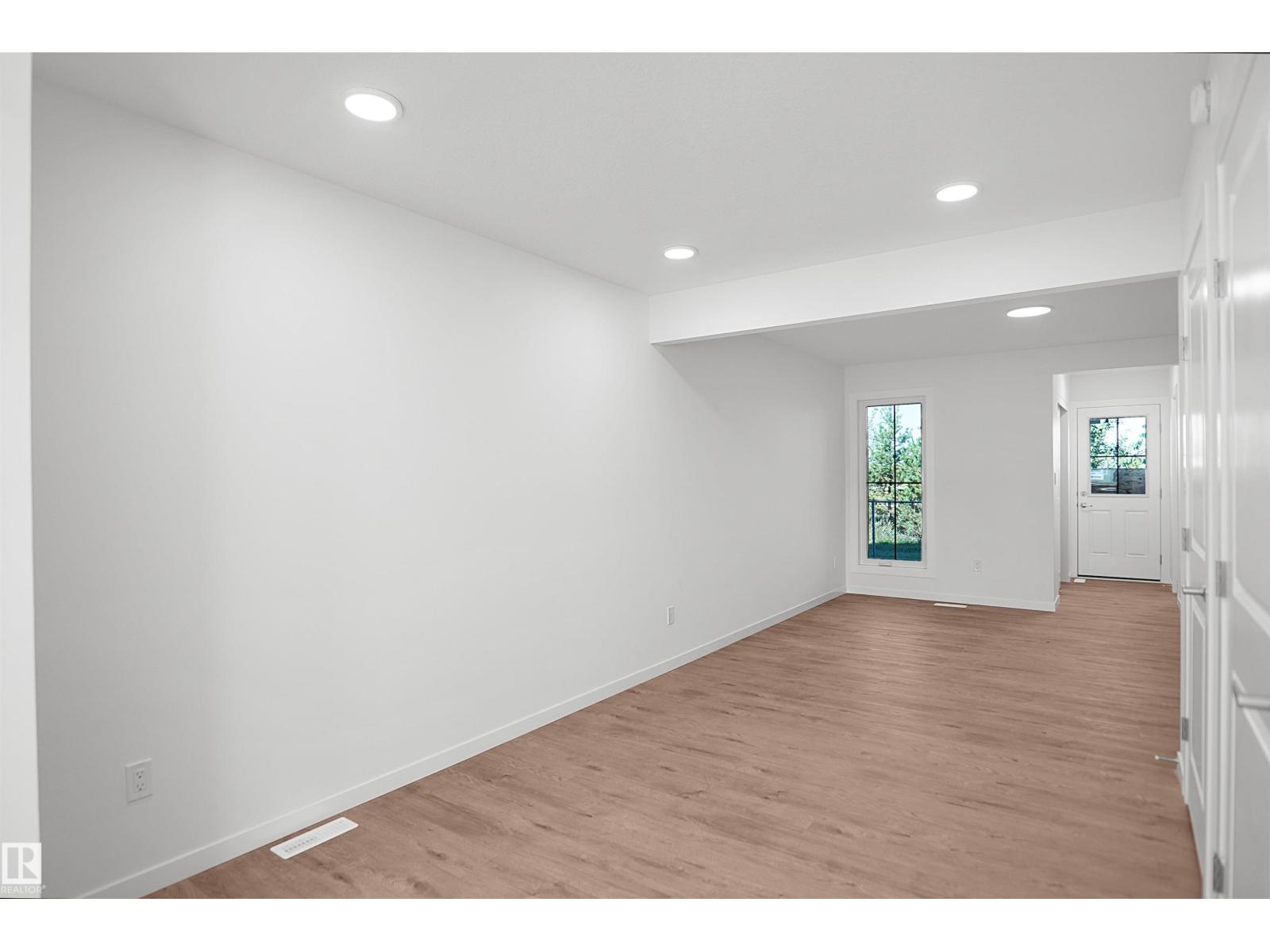 #21 3705 141 ST SW - 5