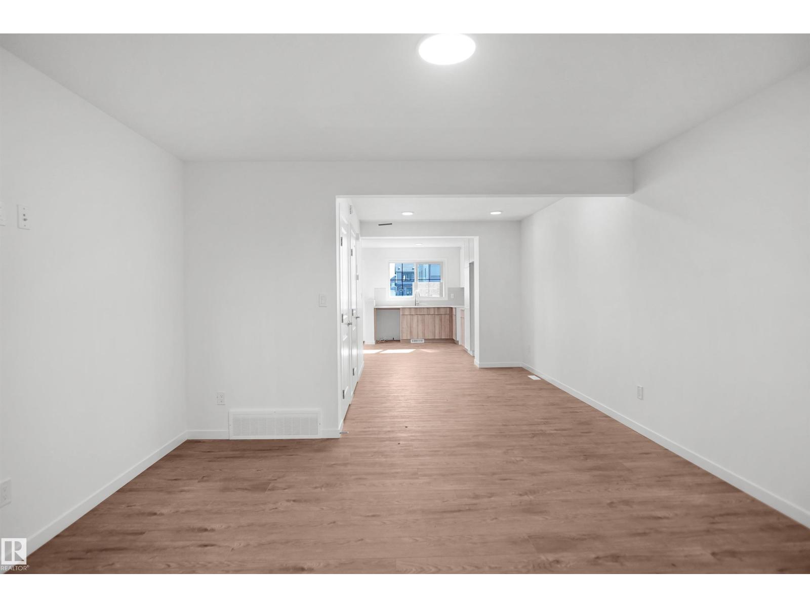 #21 3705 141 ST SW - 4