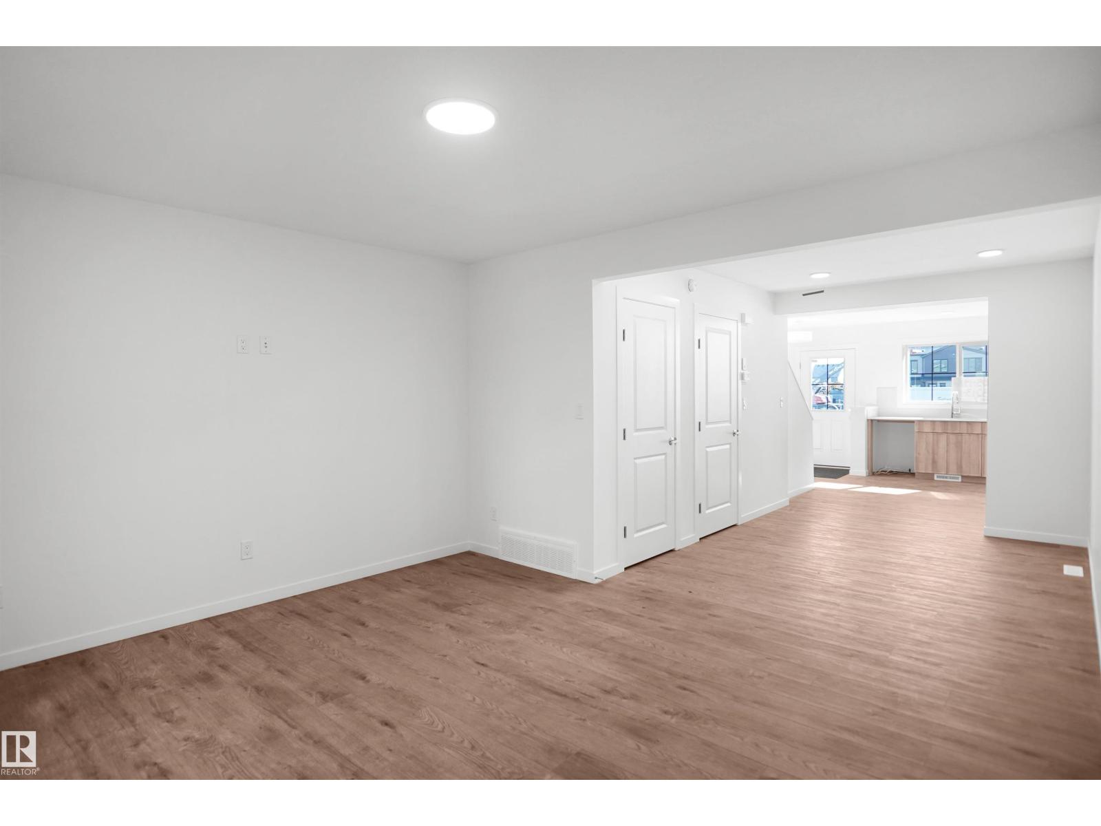 #21 3705 141 ST SW - 3