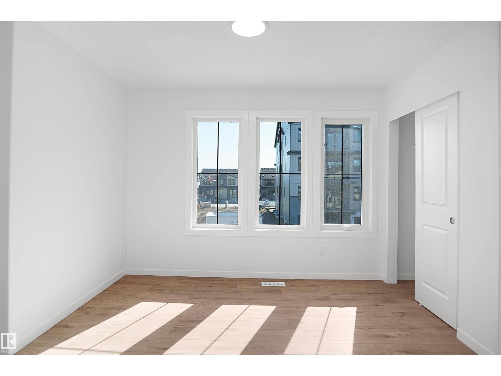 #21 3705 141 ST SW - Image 16