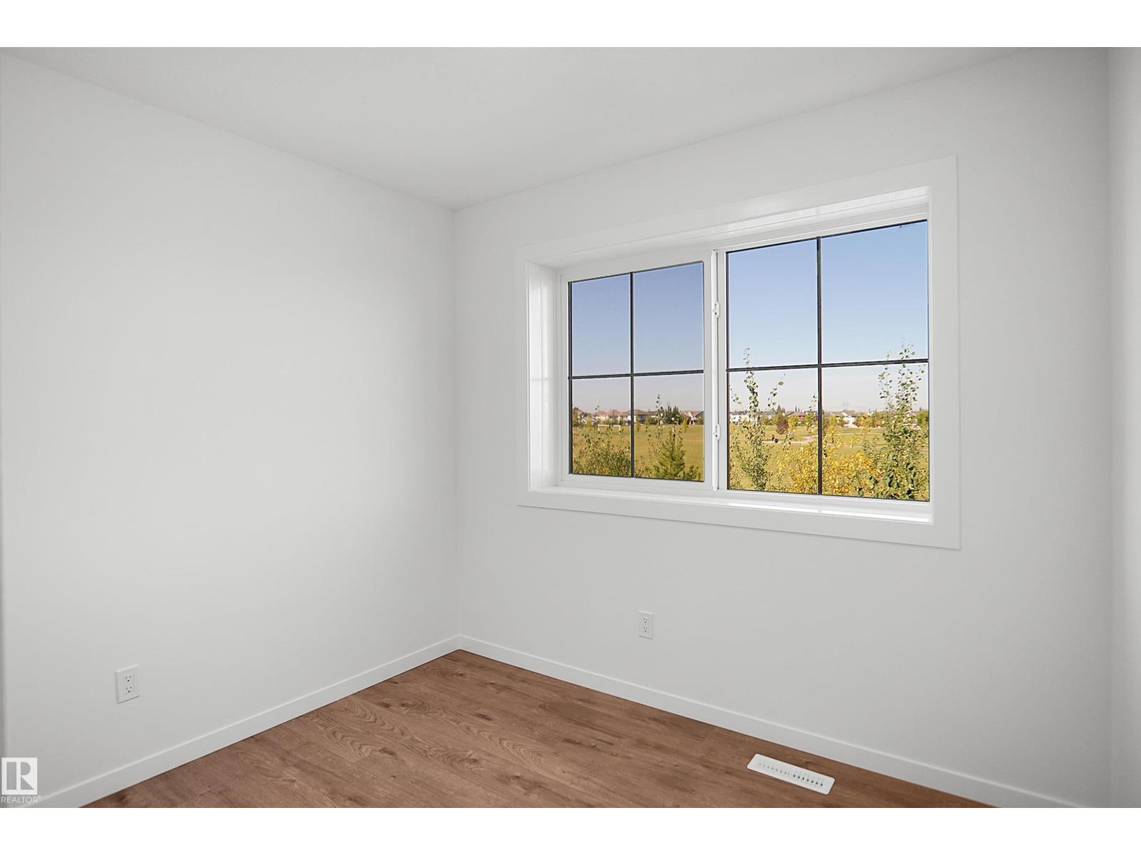 #21 3705 141 ST SW - 23