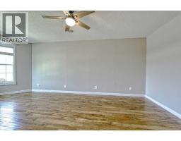 179 Rainbow Falls Drive, Chestermere, AB T1X0A7 Photo 12