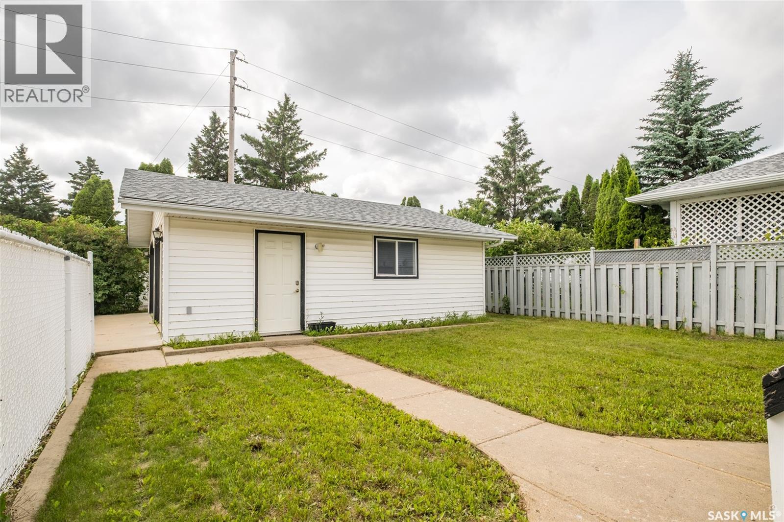 3367 15TH AVENUE E - 31
