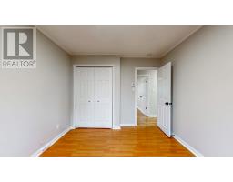 215 Canada Drive thumbnail 18