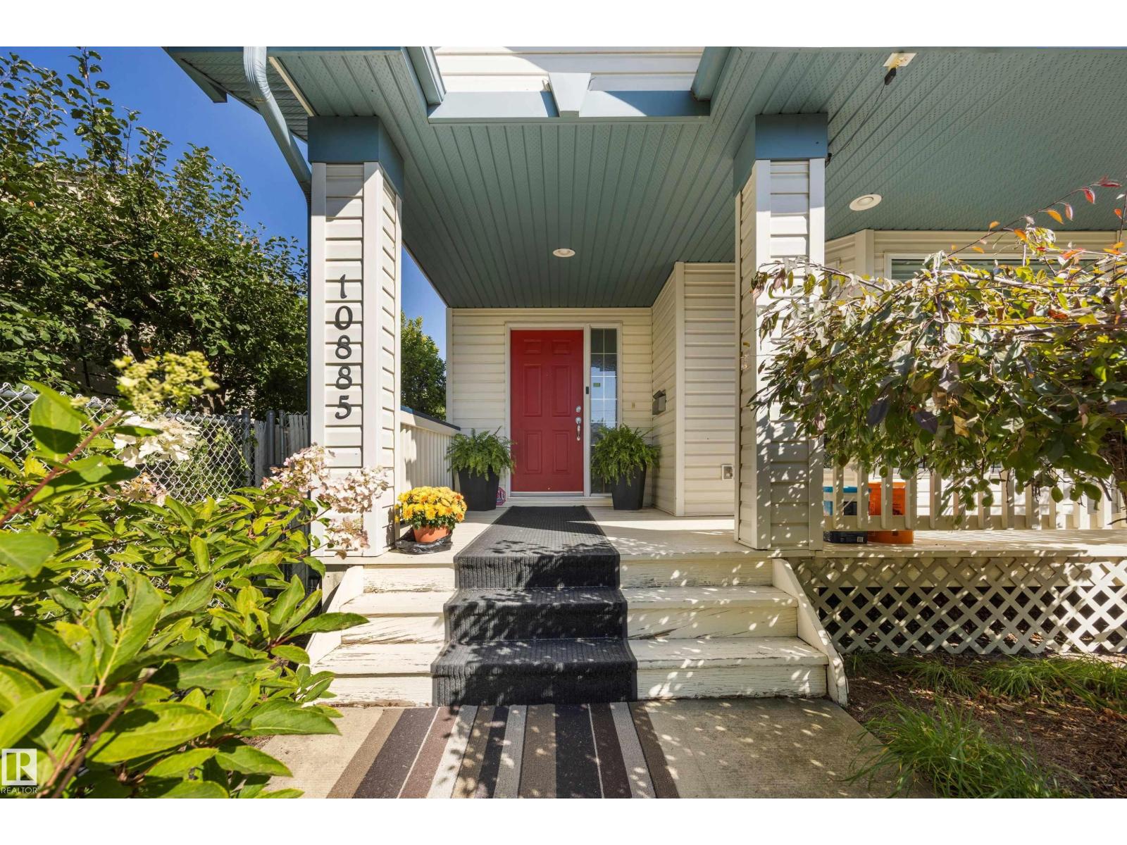 10885 75 ST NW, Edmonton 2