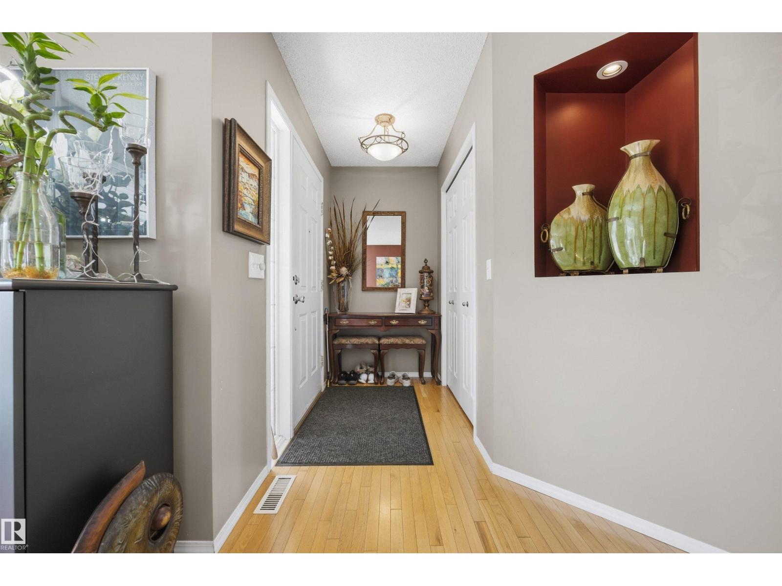 10885 75 ST NW, Edmonton 4