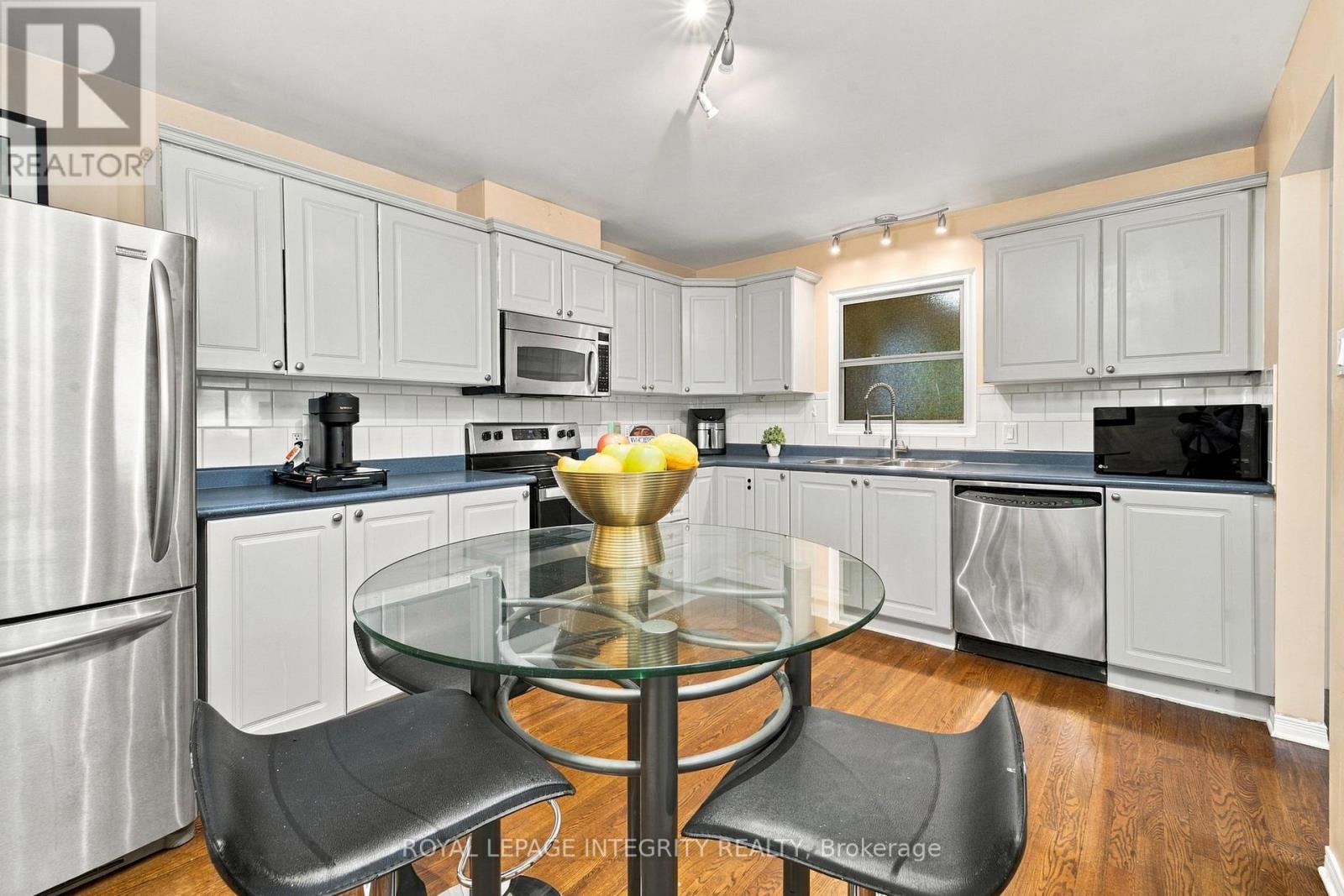 72 CALAVERAS AVENUE - 13