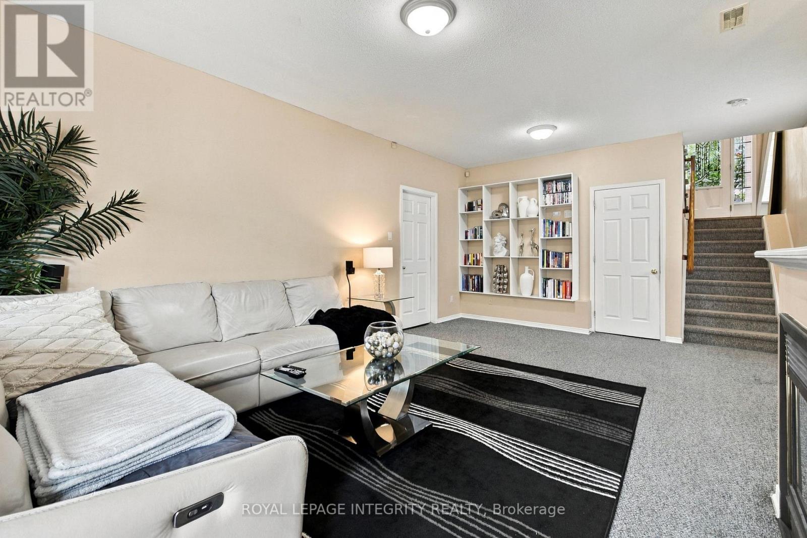 72 CALAVERAS AVENUE - 29