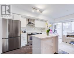1707 - 58 Orchard View Boulevard, Toronto, ON M4R1B9 Photo 7