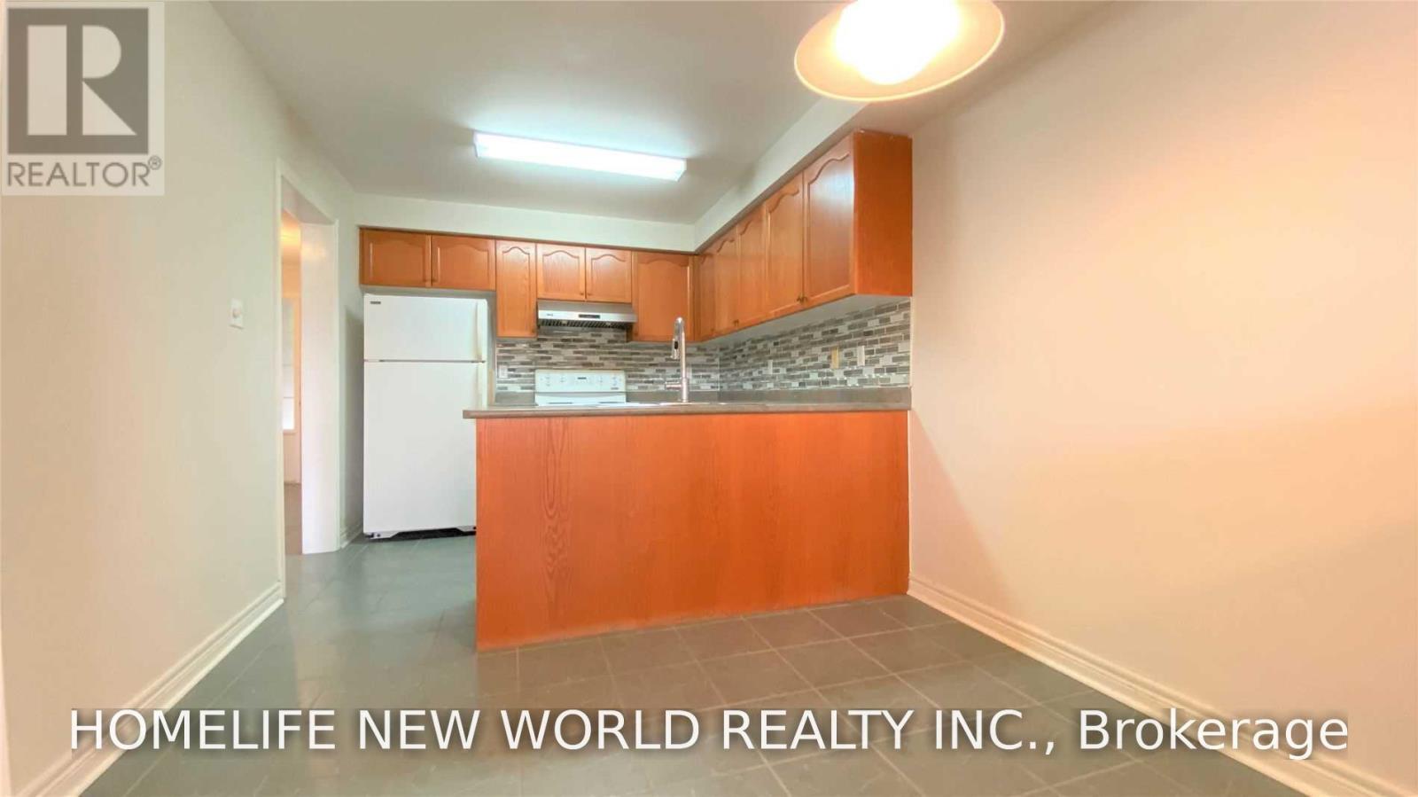 38 MILLOY PLACE, Aurora (Aurora Grove) — photo 3
