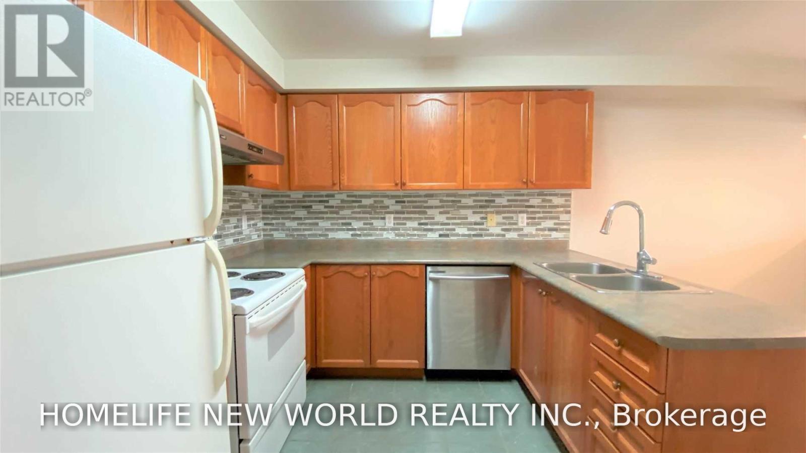 38 MILLOY PLACE, Aurora (Aurora Grove) — photo 4