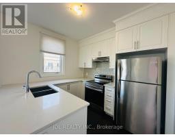 Coach House - 26 Callisto Lane, Richmond Hill, ON L4C5G9 Photo 6
