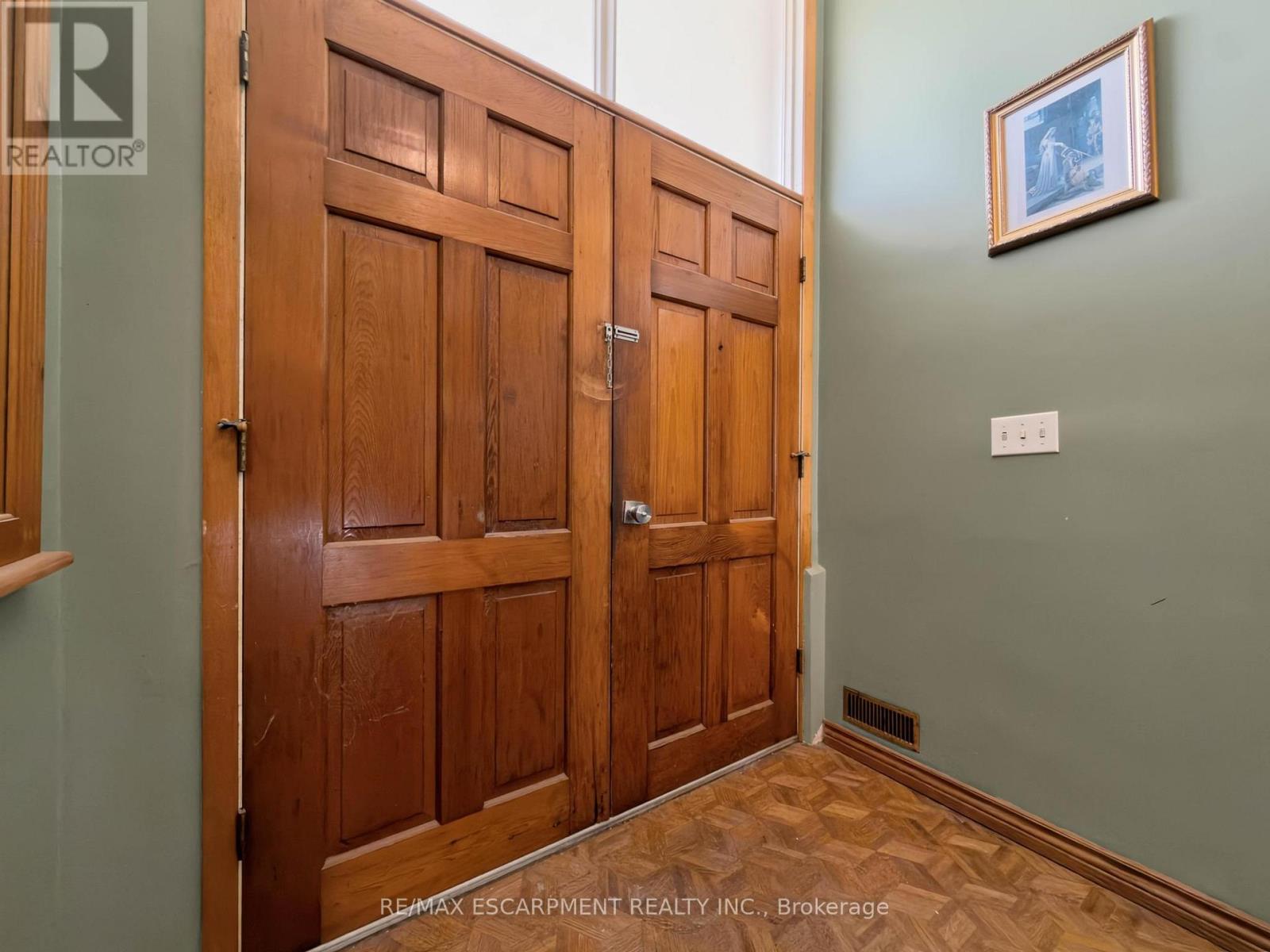 2490 YARMOUTH CRESCENT, Oakville (WO West) — photo 8