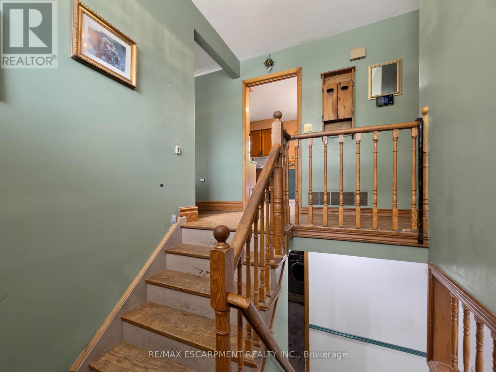 2490 YARMOUTH CRESCENT, Oakville (WO West) — photo 9