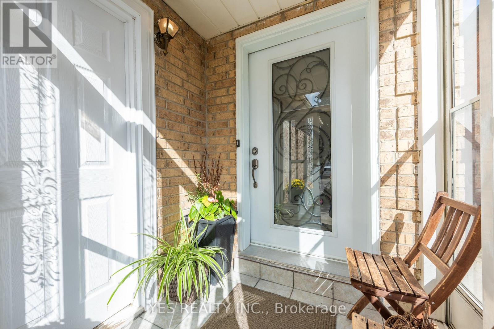 7 COLCHESTER AVENUE - 3