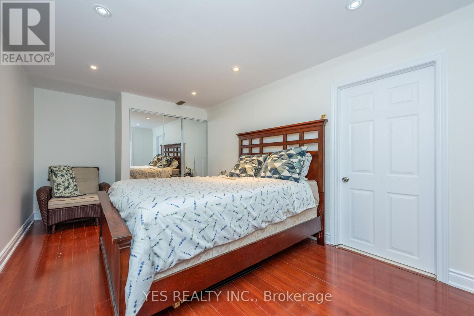 7 COLCHESTER AVENUE - Image 37