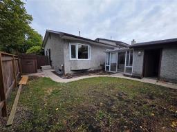 279 Tufnell Drive, Winnipeg, MB R2N1K4 Photo 26