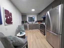 279 Tufnell Drive, Winnipeg, MB R2N1K4 Photo 9